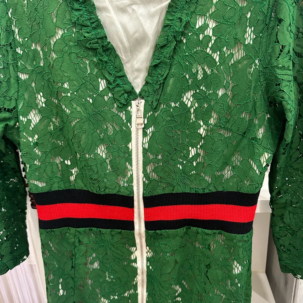 Gucci Emerald Lace Dress with Red Accents - Picture 8 of 16